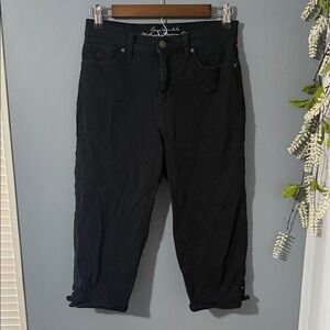Gloria Vanderbilt Slimming Effect Black Pants